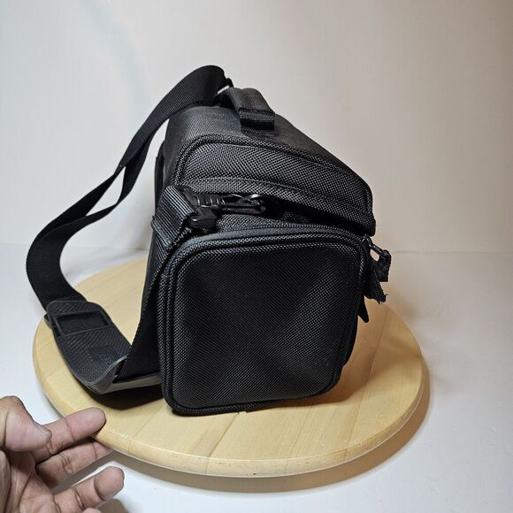 VINTAGE Kodak Black Padded Camera Bag With Multiple Pockets And Compartments - Picture 4 of 9